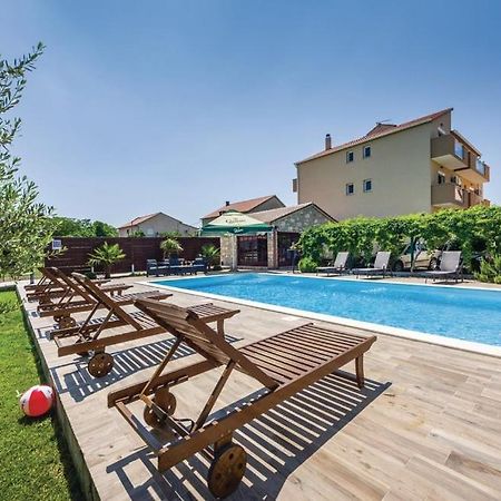Apartments Mikulic Biograd Na Moru Bagian luar foto
