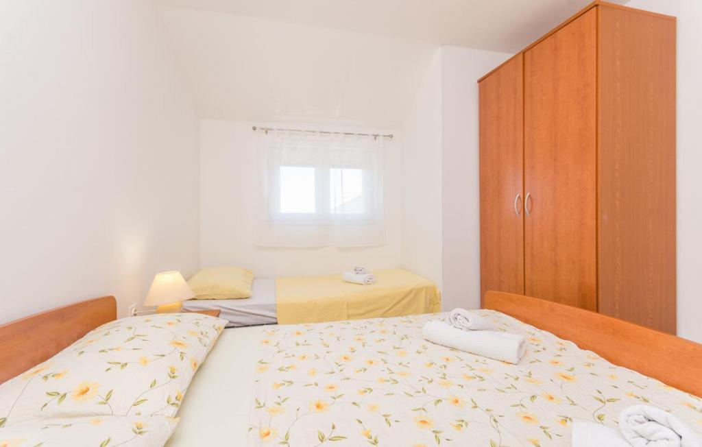 Apartments Mikulic Biograd Na Moru Bagian luar foto